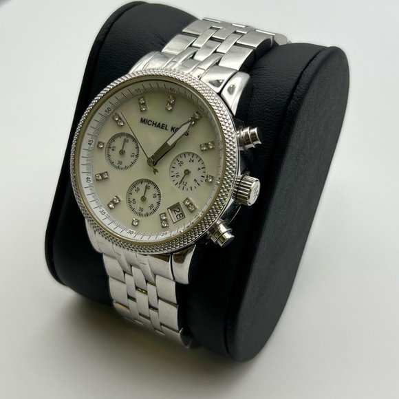 MICHAEL KORS Chronograph Silver Mother of Pearl Ladies Watch Extra Links Working main image 6